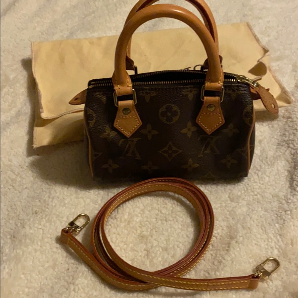 Authentic Louis Vuitton mini speedy